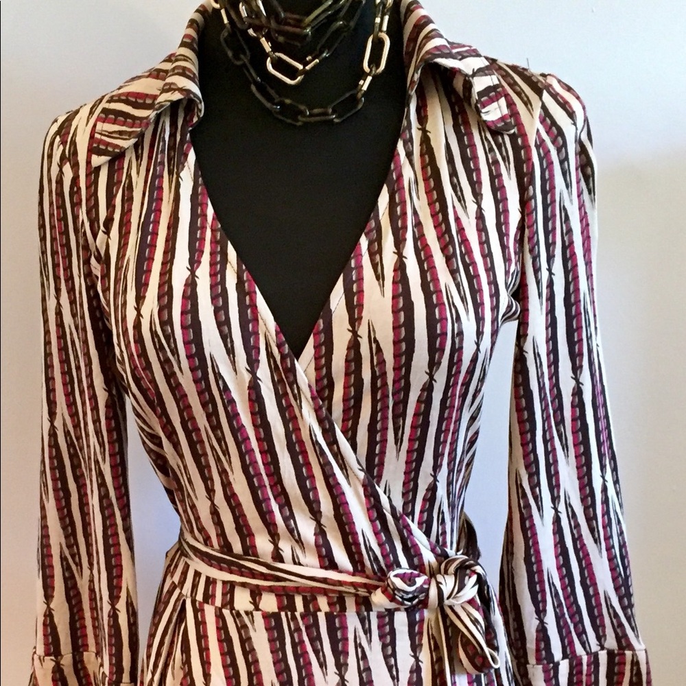 DvF Wrap Dress, EUC - 100% Silk - Sz. 8